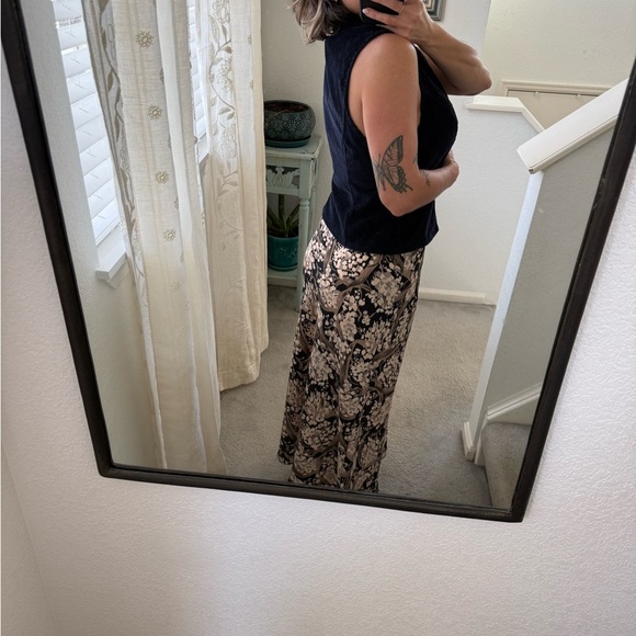 Dress Barn Dresses & Skirts - Dress Barn Black and Cream Floral Maxi Skirt